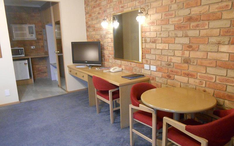 Pines Country Club Motor Motel Shepparton