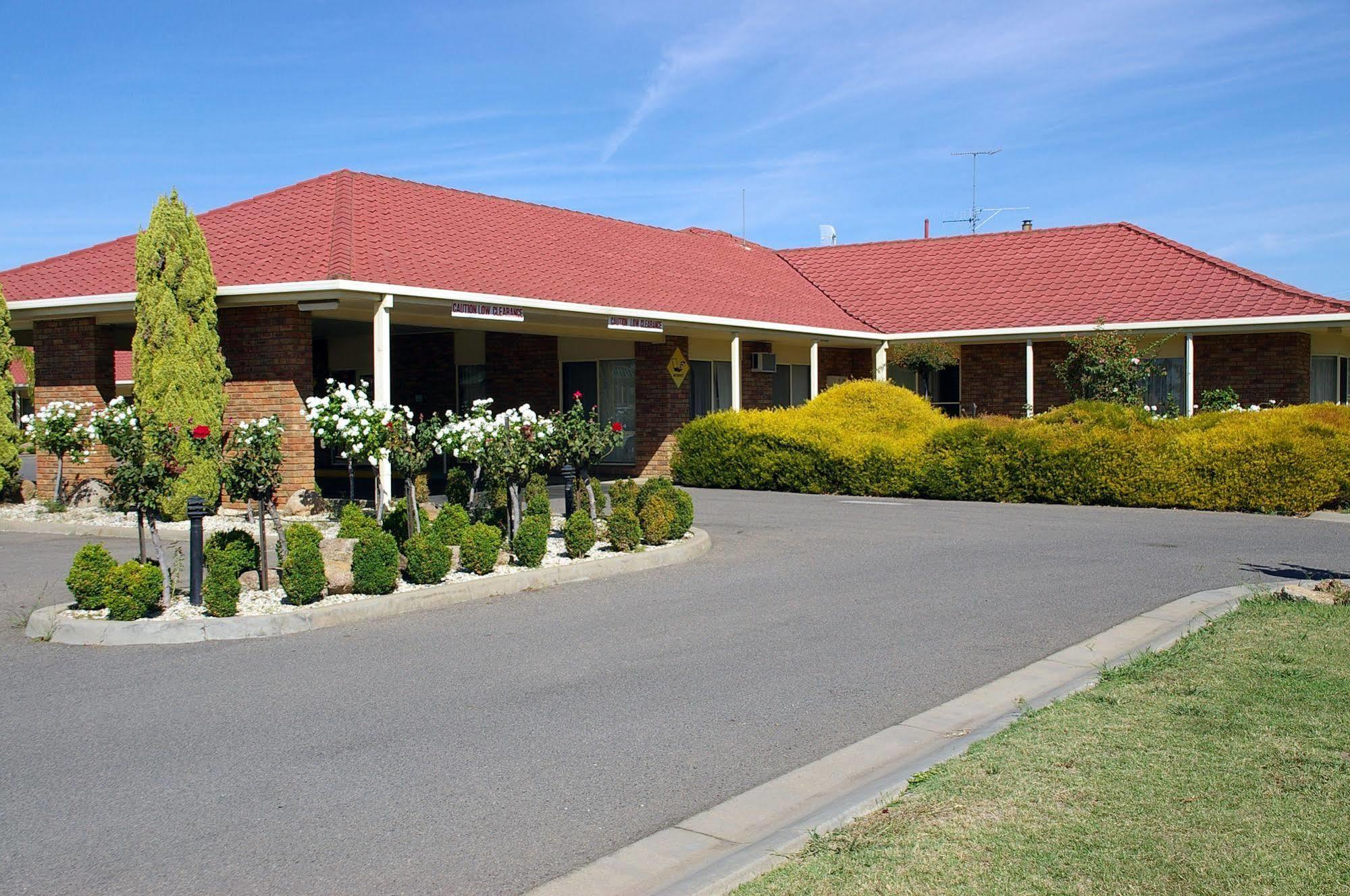 Pines Country Club Motor 3* Shepparton