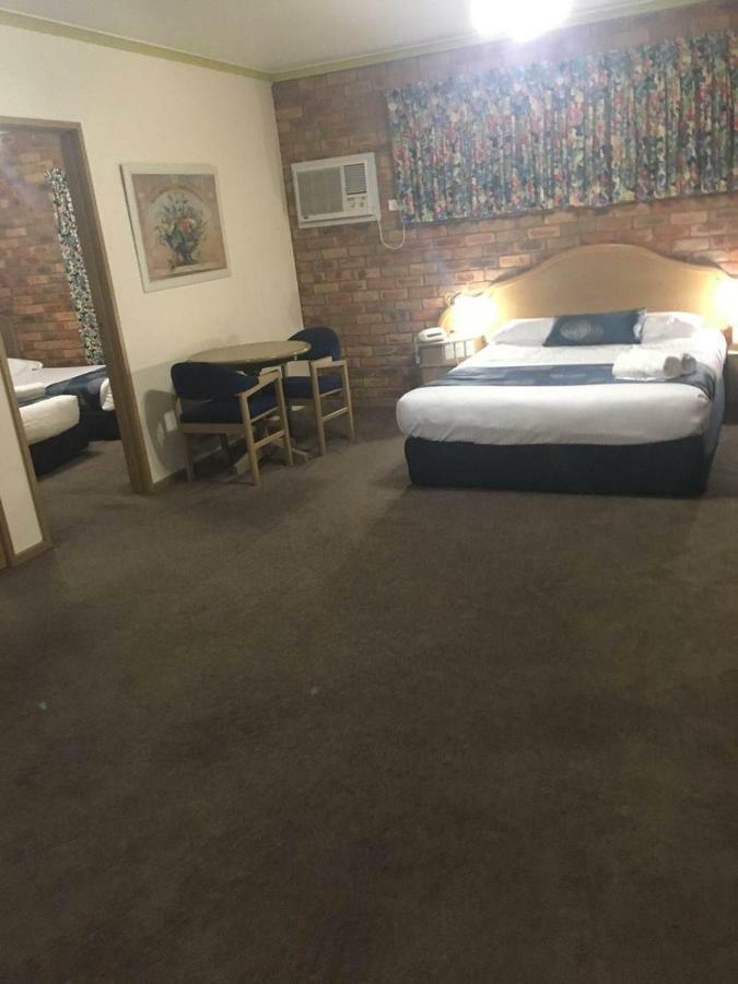 Pines Country Club Motor Shepparton